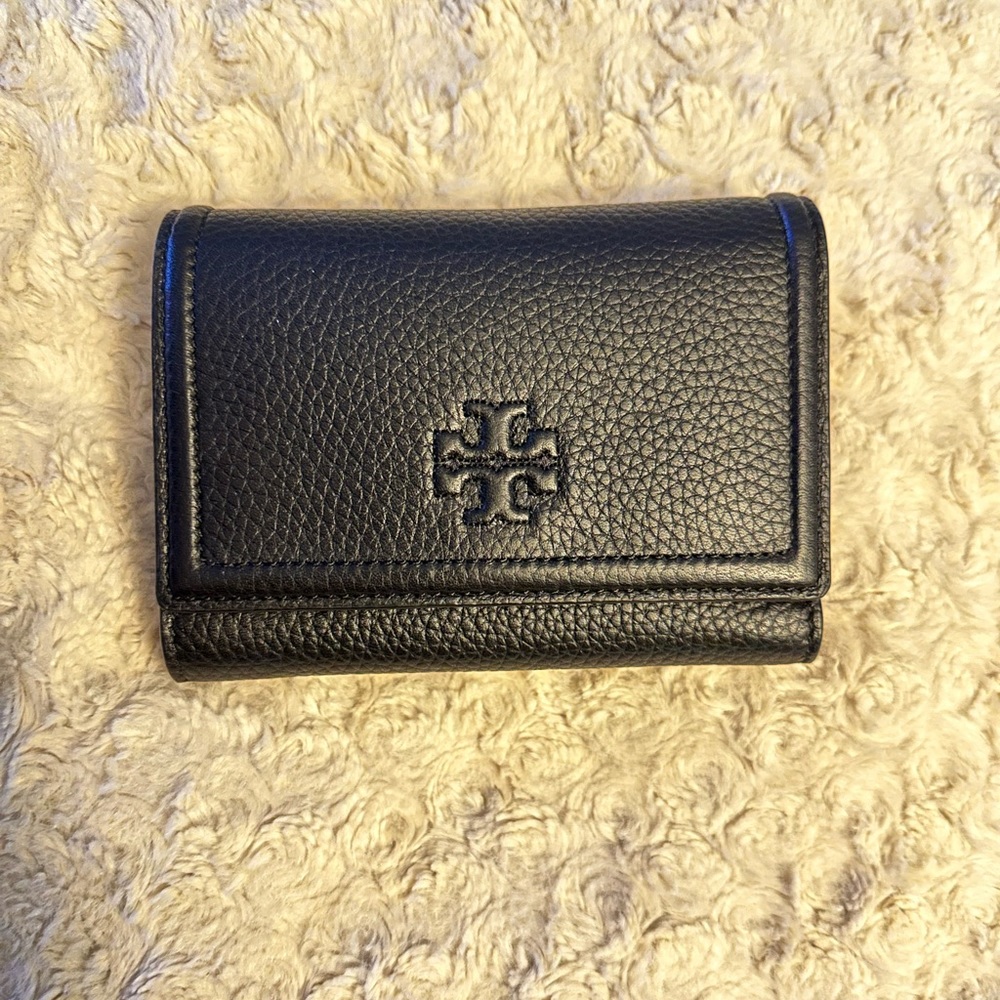 Tory Burch Thea Medium Flap Wallet